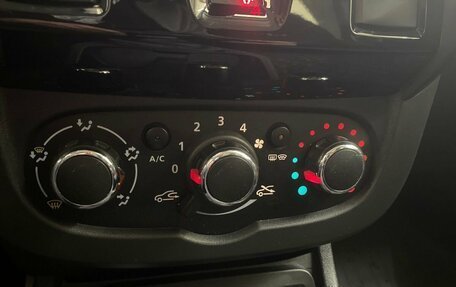 Renault Duster I рестайлинг, 2018 год, 1 250 000 рублей, 13 фотография