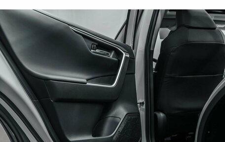 Toyota RAV4, 2025 год, 4 200 000 рублей, 18 фотография