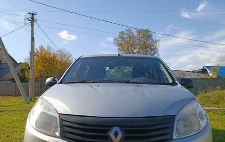 Renault Sandero I, 2013 год, 420 000 рублей, 1 фотография