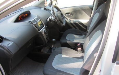 Toyota Vitz, 2008 год, 800 000 рублей, 8 фотография