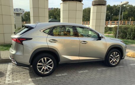 Lexus NX I, 2019 год, 3 300 000 рублей, 1 фотография