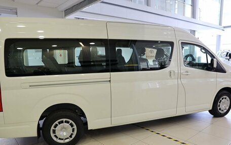 Toyota HiAce H300, 2022 год, 10 500 000 рублей, 4 фотография