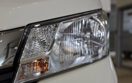 Toyota HiAce H300, 2022 год, 10 500 000 рублей, 9 фотография