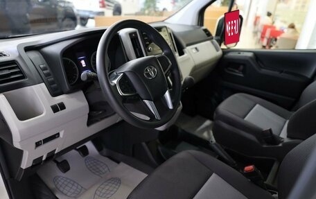 Toyota HiAce H300, 2022 год, 10 500 000 рублей, 17 фотография