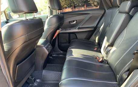 Toyota Venza I, 2014 год, 2 200 000 рублей, 16 фотография