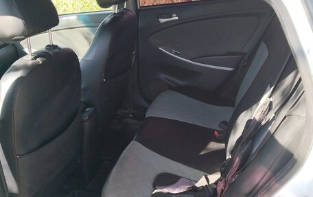 Hyundai Solaris II рестайлинг, 2014 год, 550 000 рублей, 8 фотография