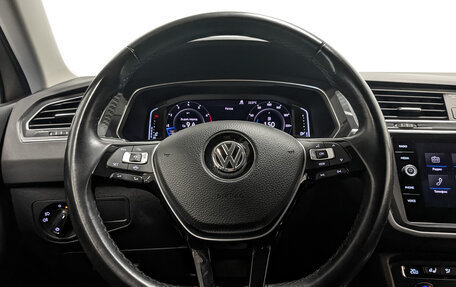 Volkswagen Tiguan II, 2019 год, 2 350 000 рублей, 21 фотография