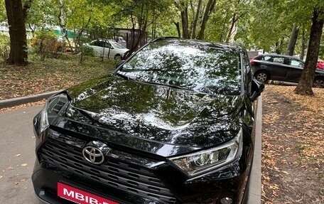 Toyota RAV4, 2021 год, 3 400 000 рублей, 1 фотография