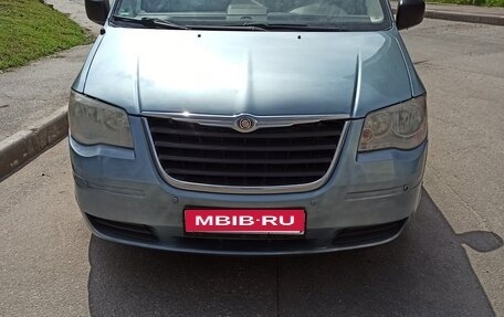 Chrysler Town & Country V рестайлинг, 2007 год, 1 200 000 рублей, 7 фотография