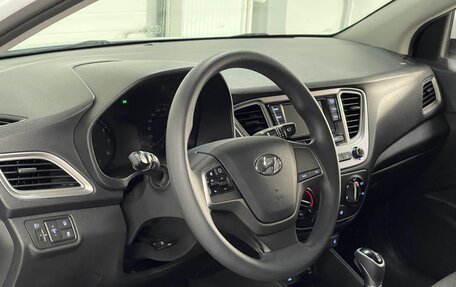 Hyundai Solaris II рестайлинг, 2019 год, 1 499 000 рублей, 8 фотография