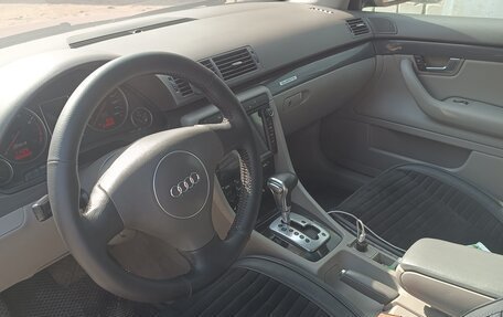 Audi A4, 2003 год, 690 000 рублей, 14 фотография