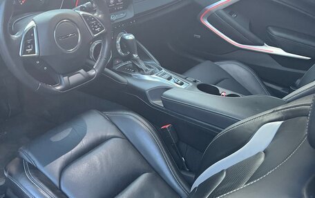 Chevrolet Camaro VI, 2019 год, 3 800 000 рублей, 10 фотография