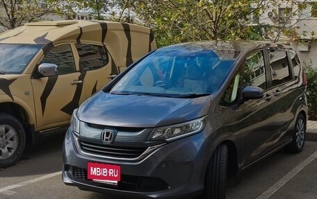 Honda Freed II, 2019 год, 1 850 000 рублей, 3 фотография