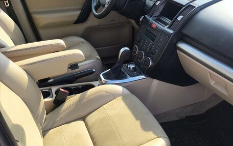 Land Rover Freelander II рестайлинг 2, 2012 год, 1 240 000 рублей, 13 фотография