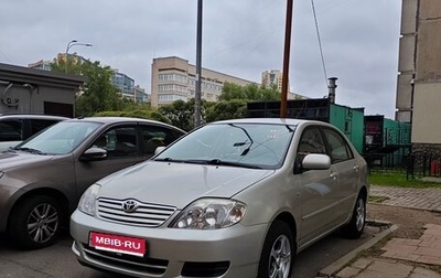 Toyota Corolla, 2004 год, 630 000 рублей, 1 фотография