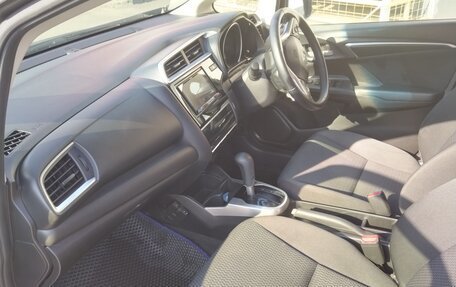 Honda Fit III, 2019 год, 1 310 000 рублей, 14 фотография