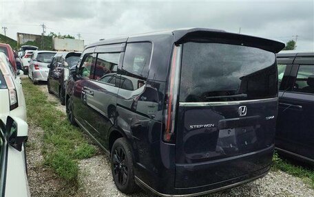 Honda Stepwgn IV, 2022 год, 2 770 000 рублей, 15 фотография