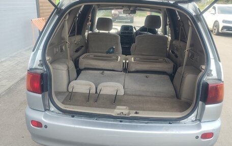 Toyota Ipsum II, 2000 год, 550 000 рублей, 16 фотография