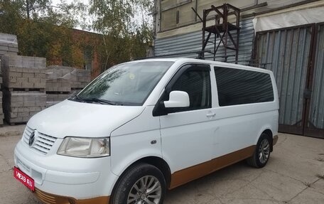 Volkswagen Transporter T5 рестайлинг, 2009 год, 1 350 000 рублей, 1 фотография