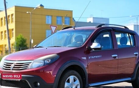 Renault Sandero I, 2012 год, 695 000 рублей, 1 фотография