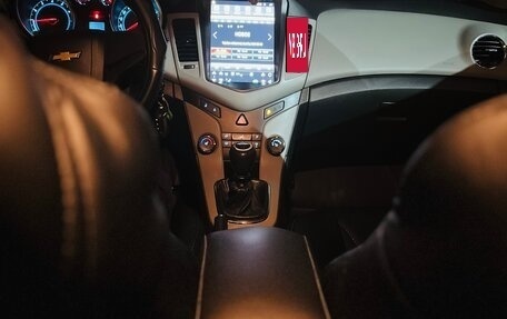 Chevrolet Cruze II, 2012 год, 670 000 рублей, 9 фотография