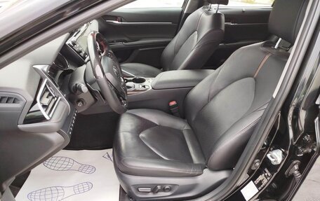 Toyota Camry, 2020 год, 3 530 000 рублей, 8 фотография