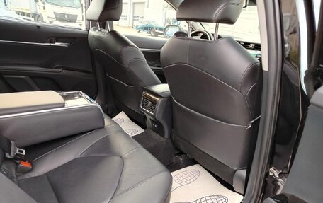 Toyota Camry, 2020 год, 3 530 000 рублей, 10 фотография