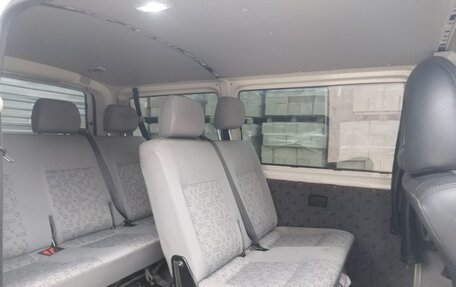 Volkswagen Transporter T5 рестайлинг, 2009 год, 1 350 000 рублей, 5 фотография