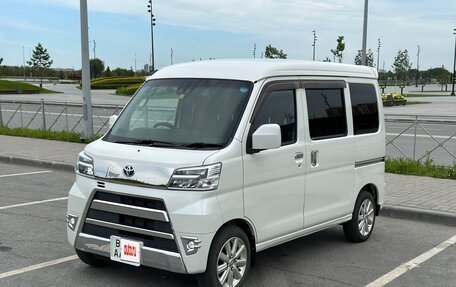 Toyota Pixis Van I, 2018 год, 1 100 000 рублей, 3 фотография