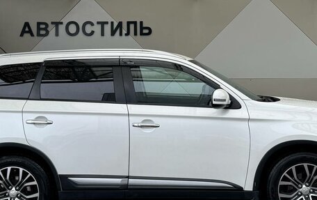 Mitsubishi Outlander III рестайлинг 3, 2015 год, 1 599 000 рублей, 4 фотография