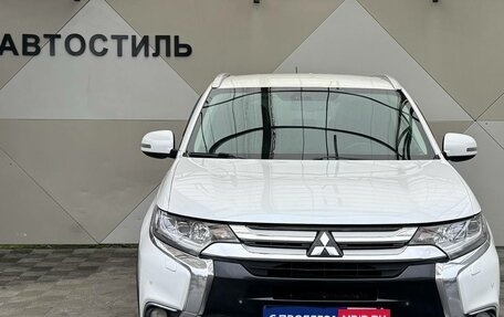 Mitsubishi Outlander III рестайлинг 3, 2015 год, 1 599 000 рублей, 2 фотография