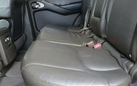 Nissan Pathfinder, 2006 год, 1 299 000 рублей, 18 фотография