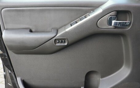 Nissan Pathfinder, 2006 год, 1 299 000 рублей, 13 фотография