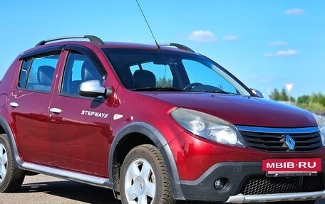 Renault Sandero I, 2012 год, 695 000 рублей, 3 фотография