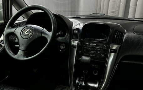 Lexus RX IV рестайлинг, 2001 год, 749 777 рублей, 8 фотография