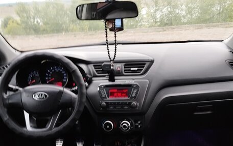 KIA Rio III рестайлинг, 2013 год, 655 000 рублей, 9 фотография