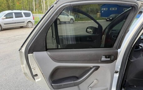 Ford Focus II рестайлинг, 2010 год, 700 000 рублей, 2 фотография