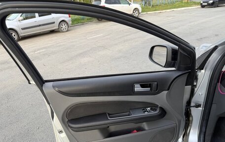 Ford Focus II рестайлинг, 2010 год, 700 000 рублей, 6 фотография