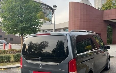 Mercedes-Benz V-Класс, 2015 год, 4 500 000 рублей, 4 фотография