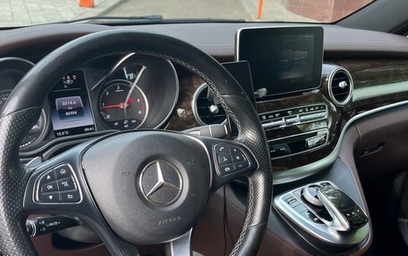Mercedes-Benz V-Класс, 2015 год, 4 500 000 рублей, 10 фотография