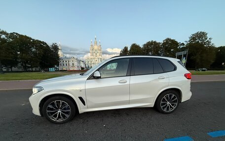 BMW X5, 2018 год, 5 500 000 рублей, 3 фотография