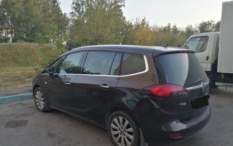 Opel Zafira C рестайлинг, 2013 год, 990 000 рублей, 3 фотография