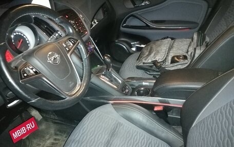 Opel Zafira C рестайлинг, 2013 год, 990 000 рублей, 5 фотография