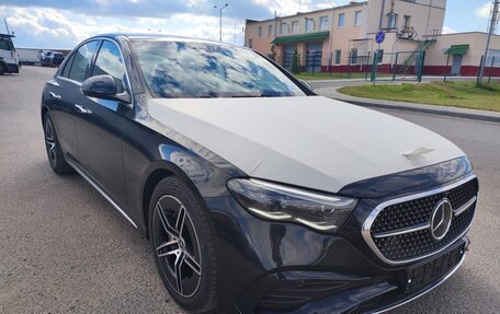 Mercedes-Benz E-Класс, 2025 год, 9 300 000 рублей, 3 фотография