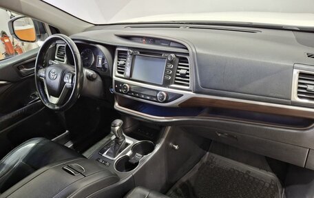 Toyota Highlander III, 2014 год, 2 750 000 рублей, 12 фотография