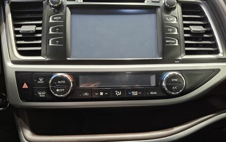 Toyota Highlander III, 2014 год, 2 750 000 рублей, 15 фотография