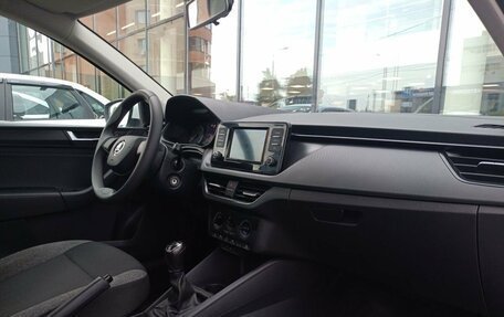 Skoda Rapid II, 2021 год, 1 598 000 рублей, 6 фотография