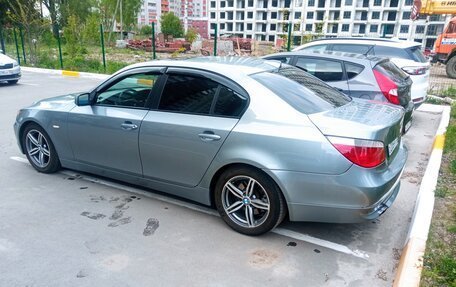 BMW 5 серия, 2005 год, 1 400 000 рублей, 3 фотография
