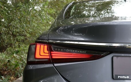Lexus ES VII, 2019 год, 4 540 000 рублей, 26 фотография