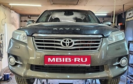 Toyota RAV4, 2010 год, 1 050 000 рублей, 15 фотография
